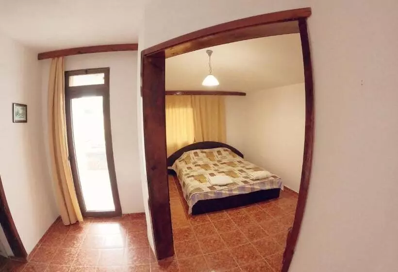 Hotel Garant