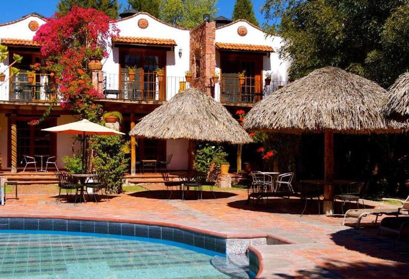 Atotonilco Hotel & Club