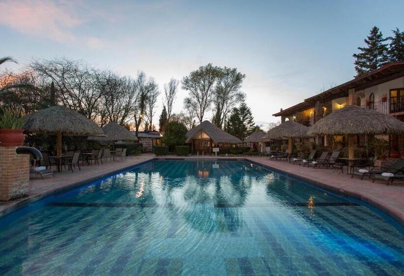 Atotonilco Hotel & Club