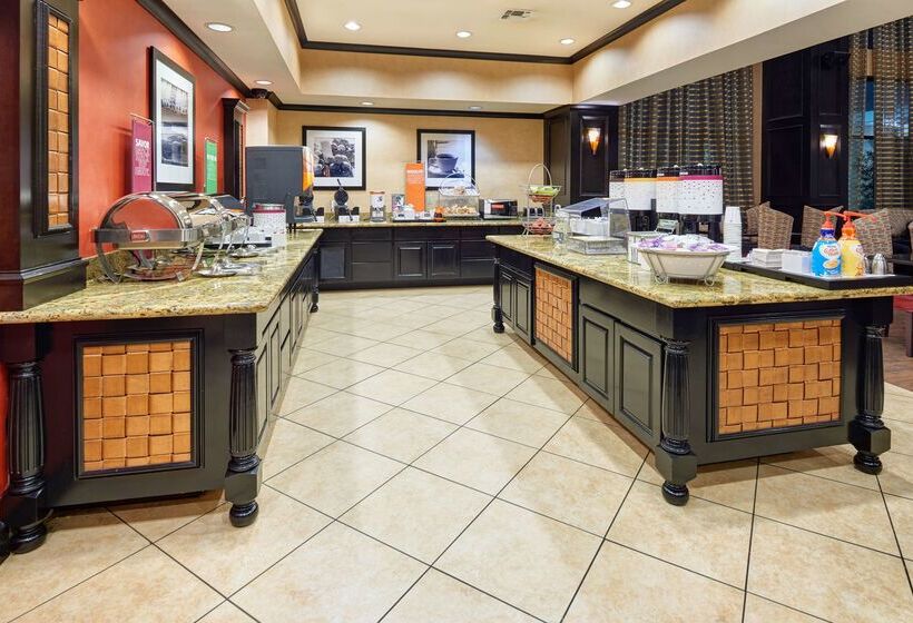 Hampton Inn & Suites Waco South