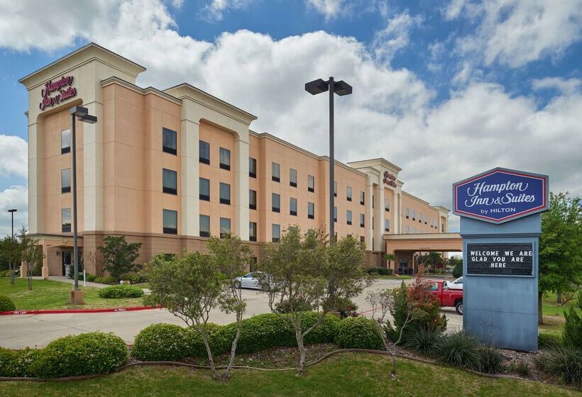 Hampton Inn & Suites Waco South