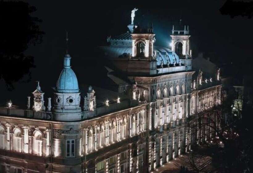 ホテル Anna Palace