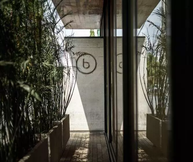 Be Playa Hotel Boutique & Rooftop Bar