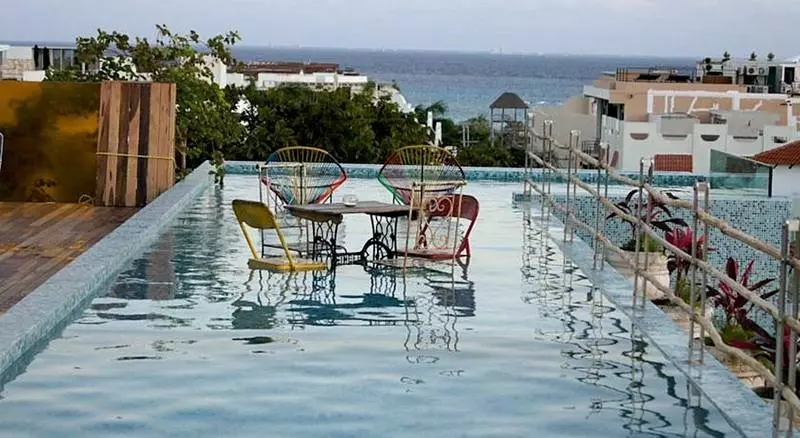 Be Playa Hotel Boutique & Rooftop Bar