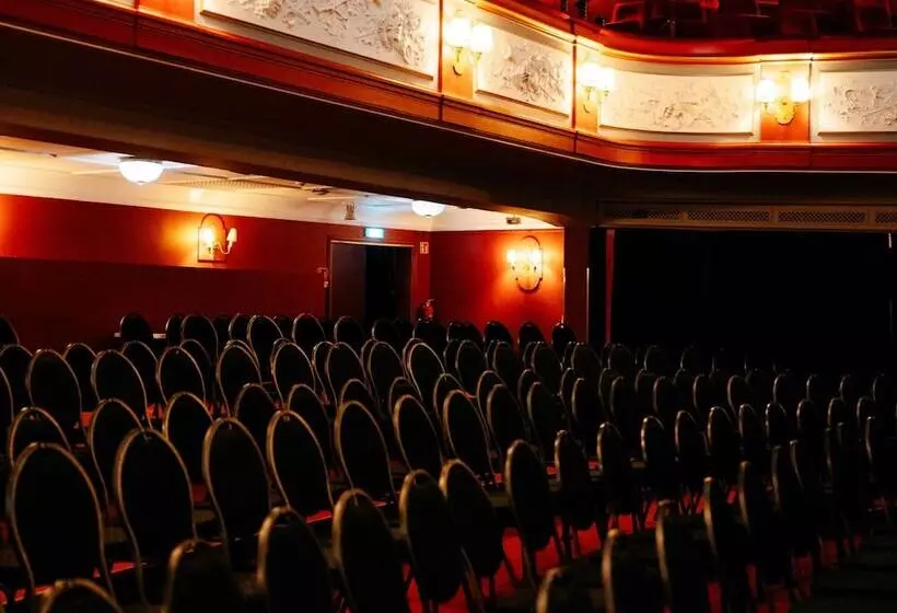 هتل Christiania Teater