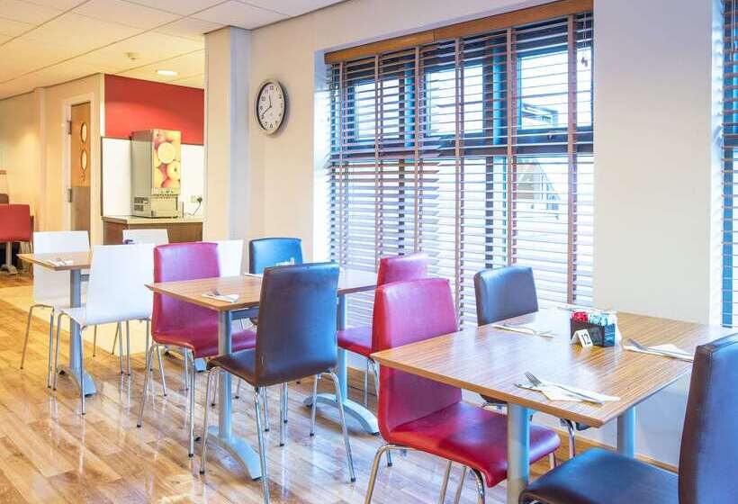 فندق Travelodge Glasgow Airport