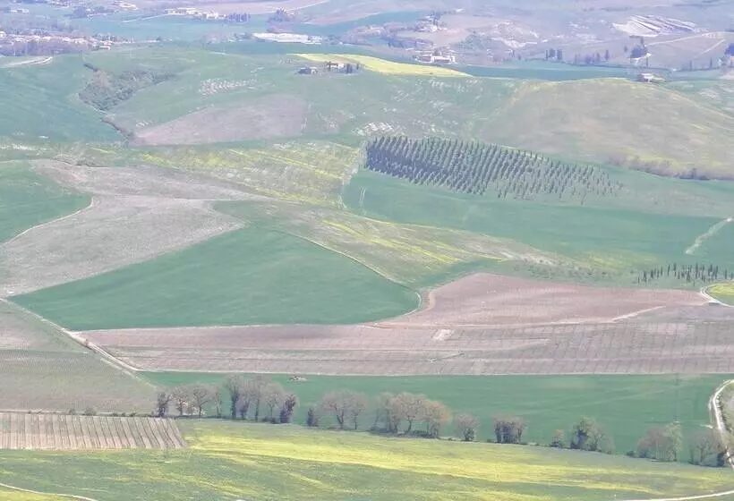 فندق Dei Capitani