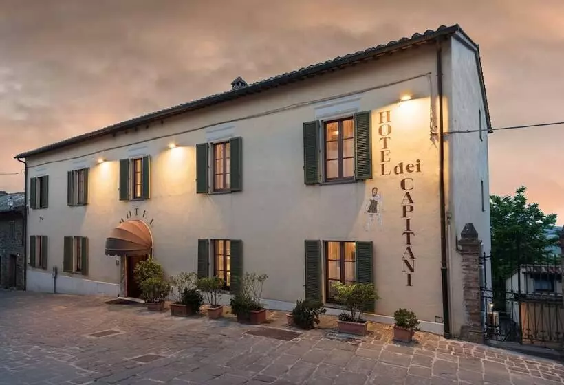فندق Dei Capitani