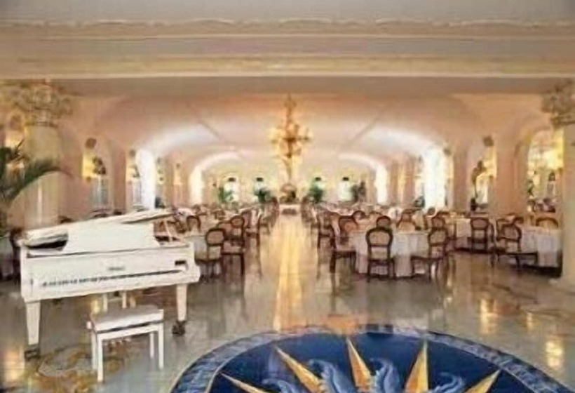 Grand Hotel La Sonrisa