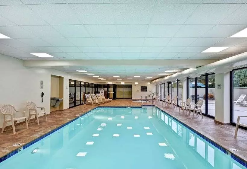 호텔 Hampton Inn & Suites Wilkes Barre/scranton