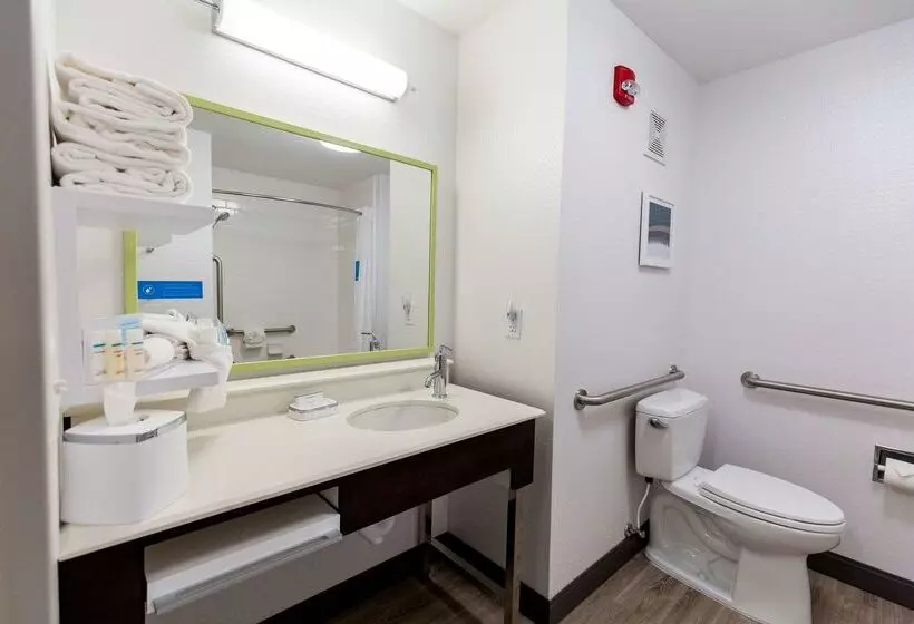 فندق Hampton Inn Bismarck