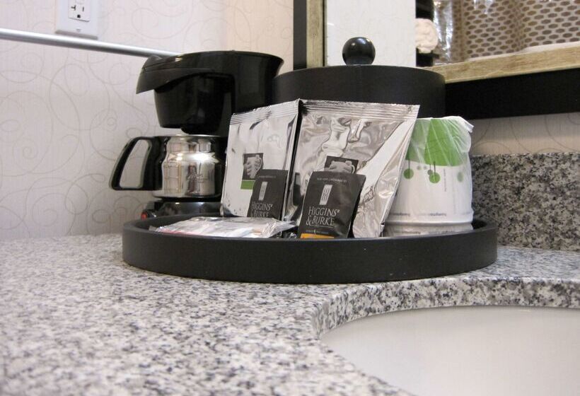 호텔 Hampton Inn By Hilton Fort Saskatchewan