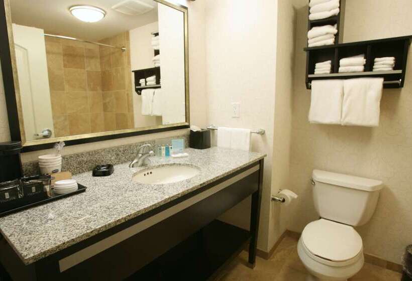 호텔 Hampton Inn By Hilton Fort Saskatchewan