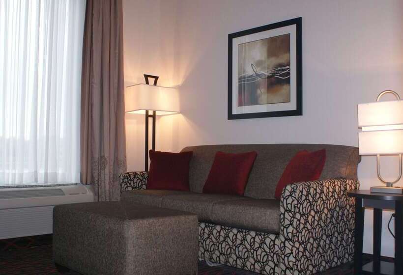 호텔 Hampton Inn By Hilton Fort Saskatchewan