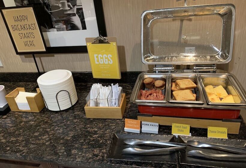 호텔 Hampton Inn By Hilton Fort Saskatchewan