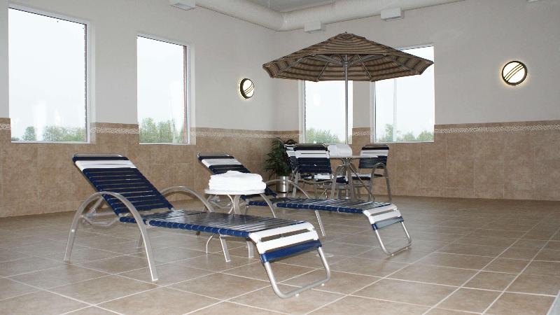 호텔 Hampton Inn By Hilton Fort Saskatchewan