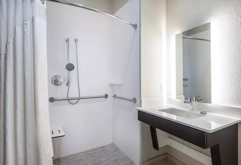 Holiday Inn Express Hotel & Suites Beaumont Northwest, An Ihg