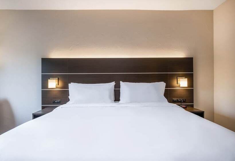 Holiday Inn Express Hotel & Suites Beaumont Northwest, An Ihg