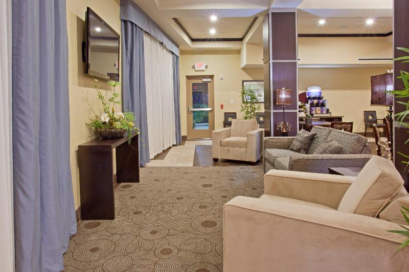 Holiday Inn Express Hotel & Suites Beaumont Northwest, An Ihg