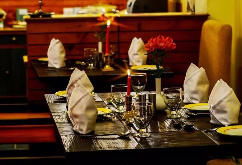 هتل Honeymoon Inn Shimla