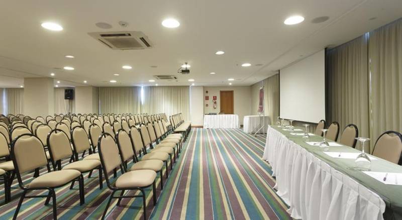 هتل Mercure Salvador Pituba