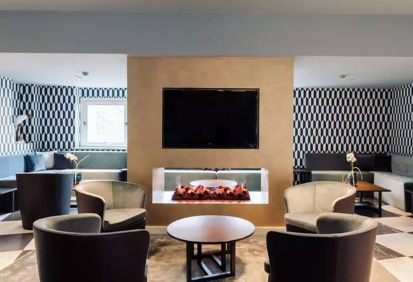 Отель Michelangelo