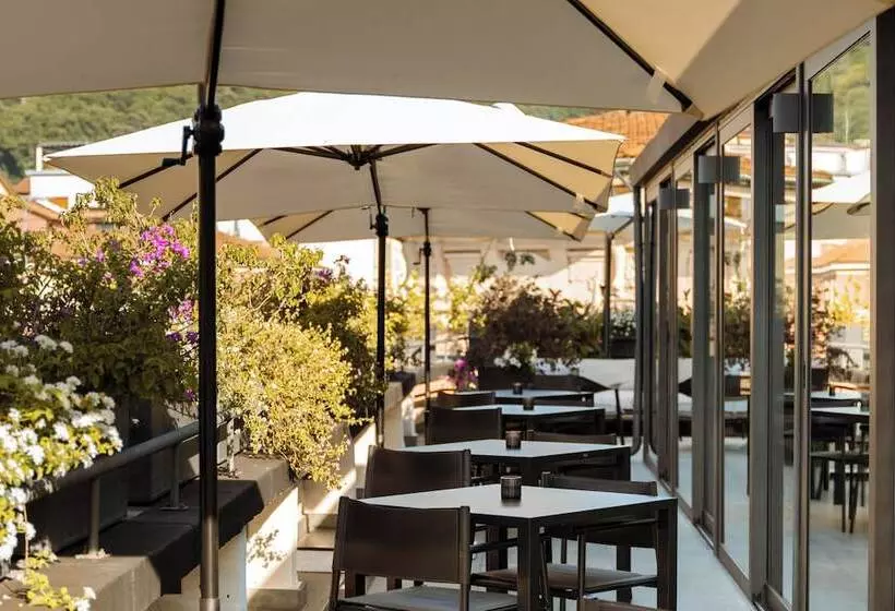 Отель Michelangelo