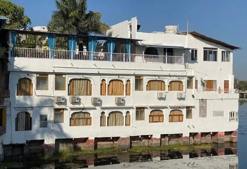 호텔 Natural Lake View