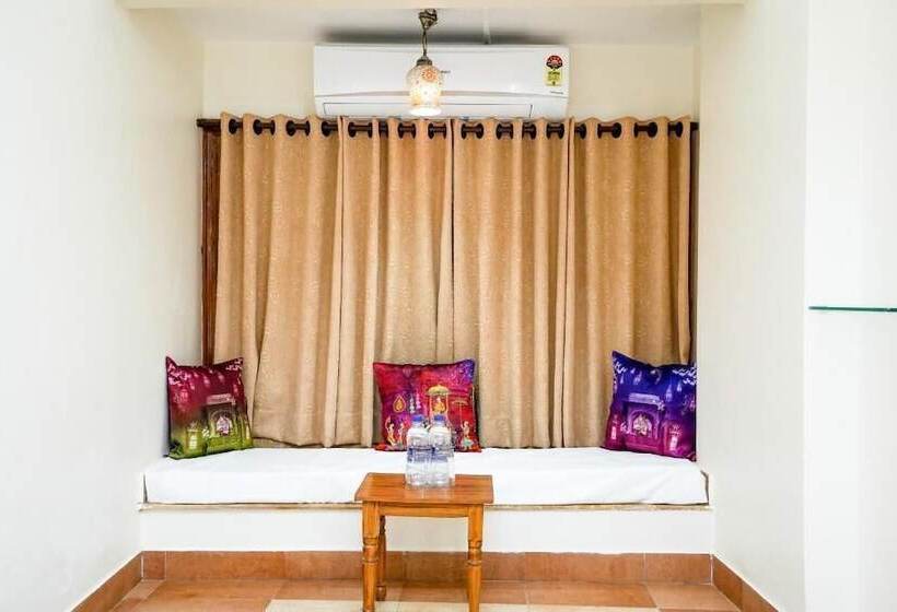 Отель Natural Lake View