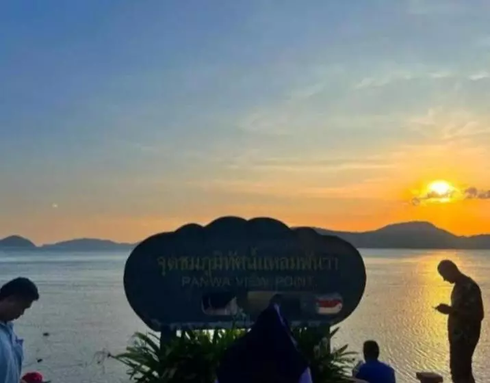 Hotel Panwa Beach Side Beachfront