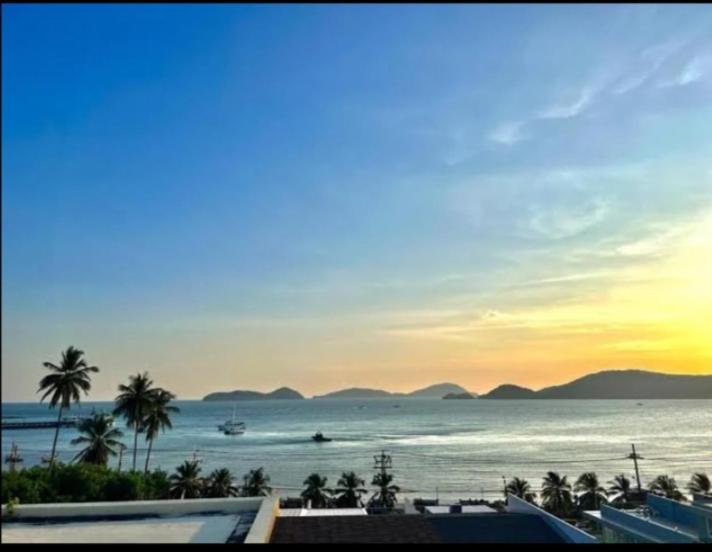 هتل Panwa Beach Side Beachfront