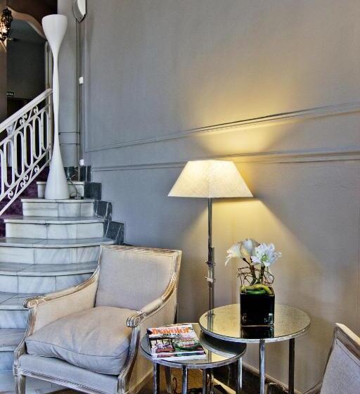 هتل Petit Palace Savoy Alfonso XII