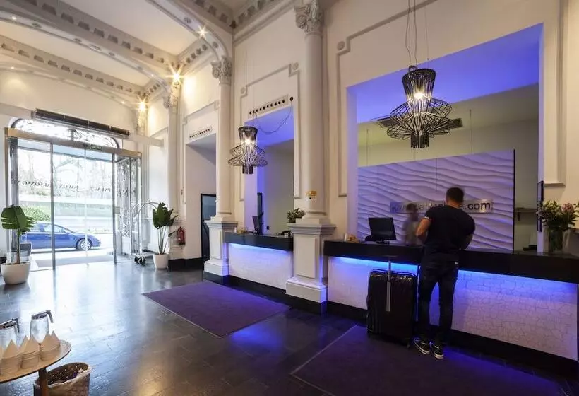 هتل Petit Palace Savoy Alfonso XII