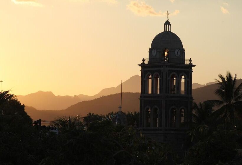 Szálloda Posada Del Cortes