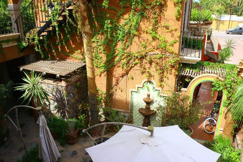 Hotel Posada Del Cortes