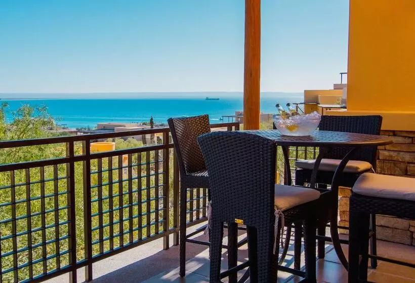 ホテル Puerta Cortes Residences