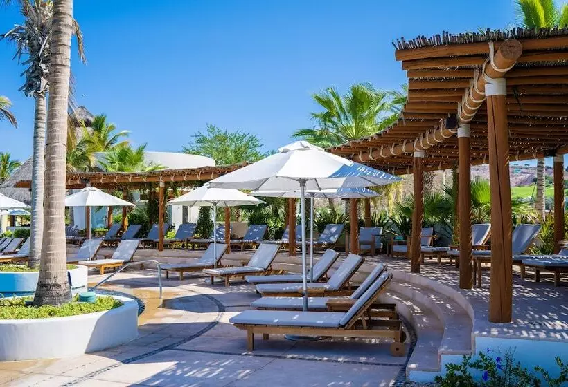 ホテル Puerta Cortes Residences