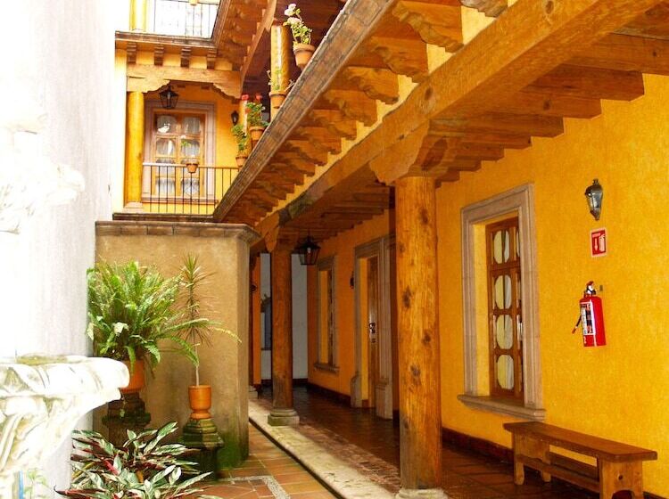 هتل Refugio Del Angel