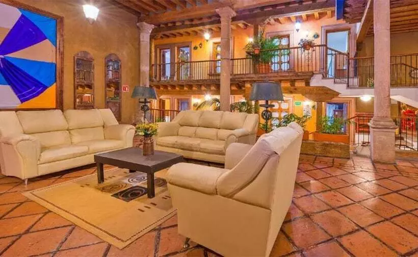 هتل Refugio Del Angel