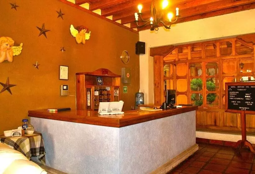 هتل Refugio Del Angel