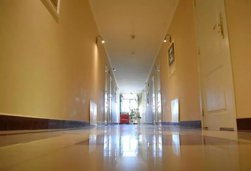 Hotel Shterev Karlovo