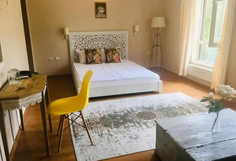 Hotel Shterev Karlovo