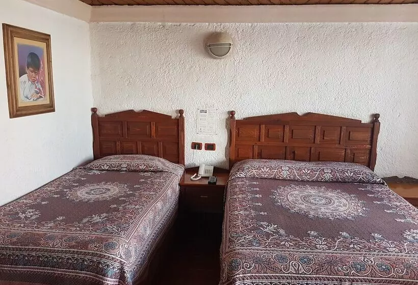 هتل State Inn