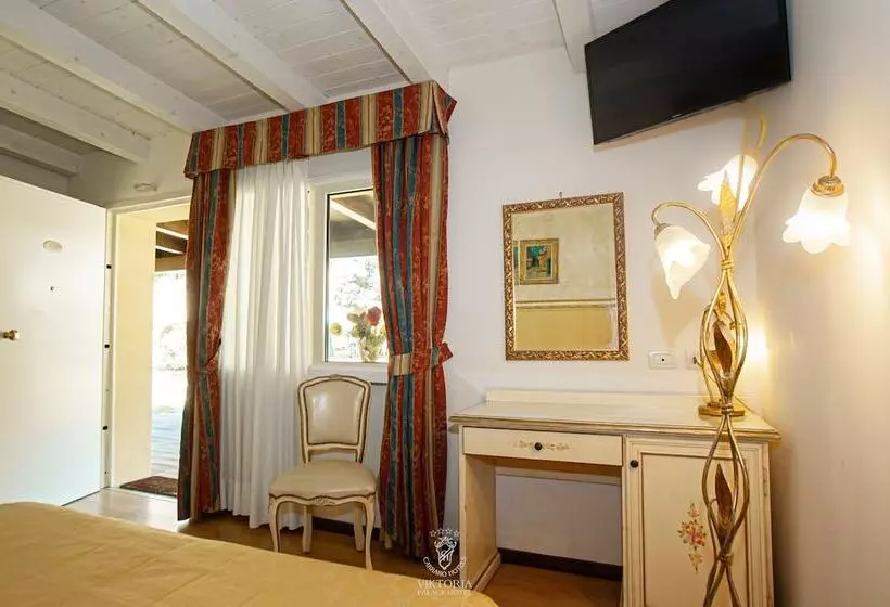 هتل Viktoria Palace