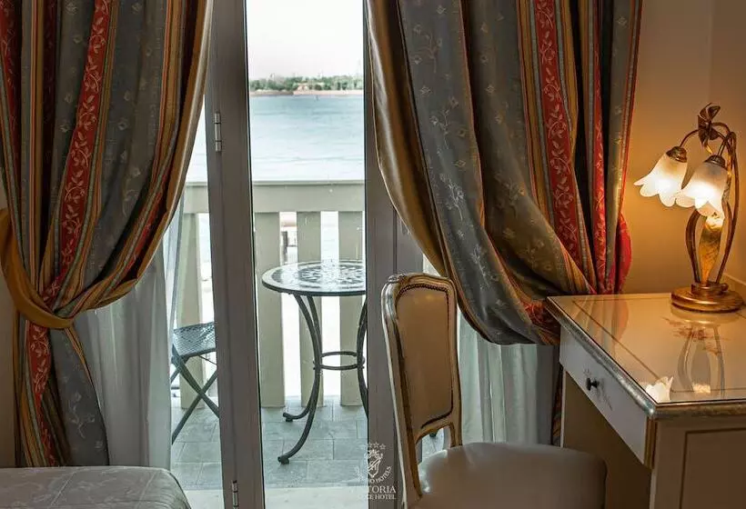 هتل Viktoria Palace