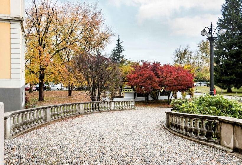 فندق Villa Malpensa