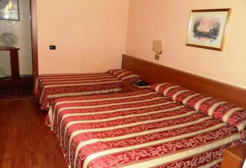 پانسیون Buonarroti Home