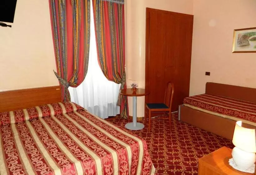 پانسیون Buonarroti Home