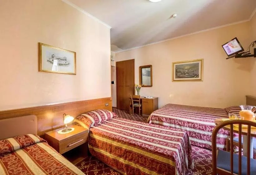 پانسیون Buonarroti Home