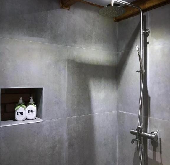 تختخواب و صبحانه Konjelazia   Tourism & Design